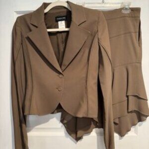 Patrizia Pepe Womans Suit -Taupe Size 40